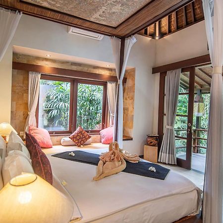 D'Legon Luxury Villas Ubud Extérieur photo