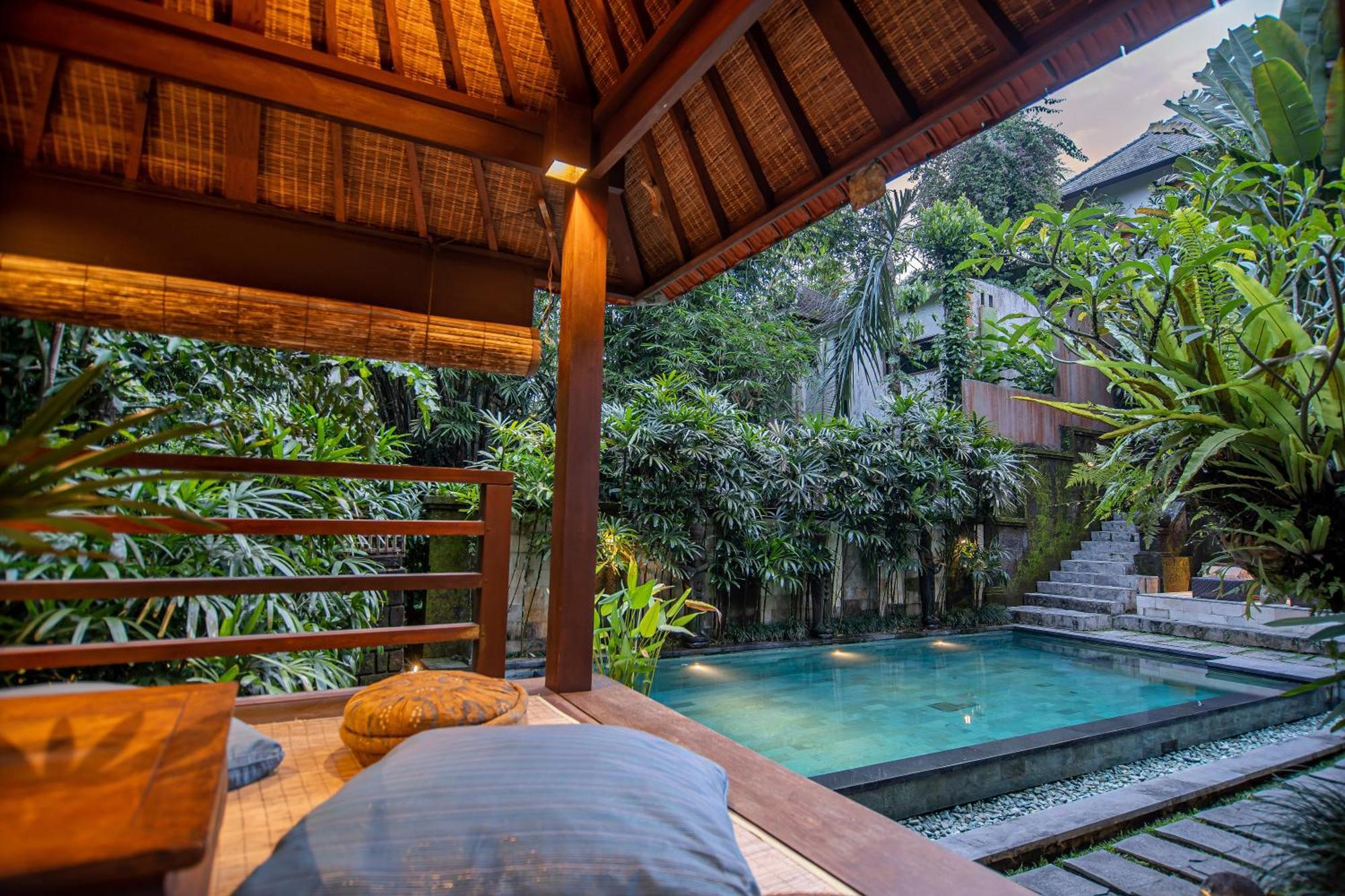 D'Legon Luxury Villas Ubud Extérieur photo