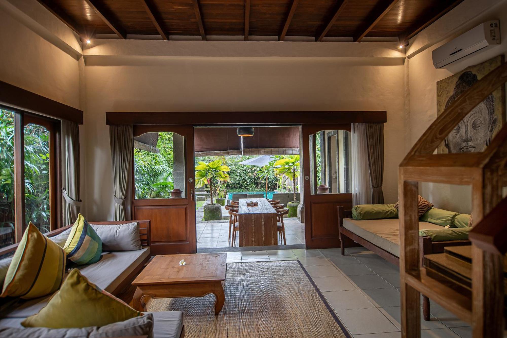 D'Legon Luxury Villas Ubud Extérieur photo