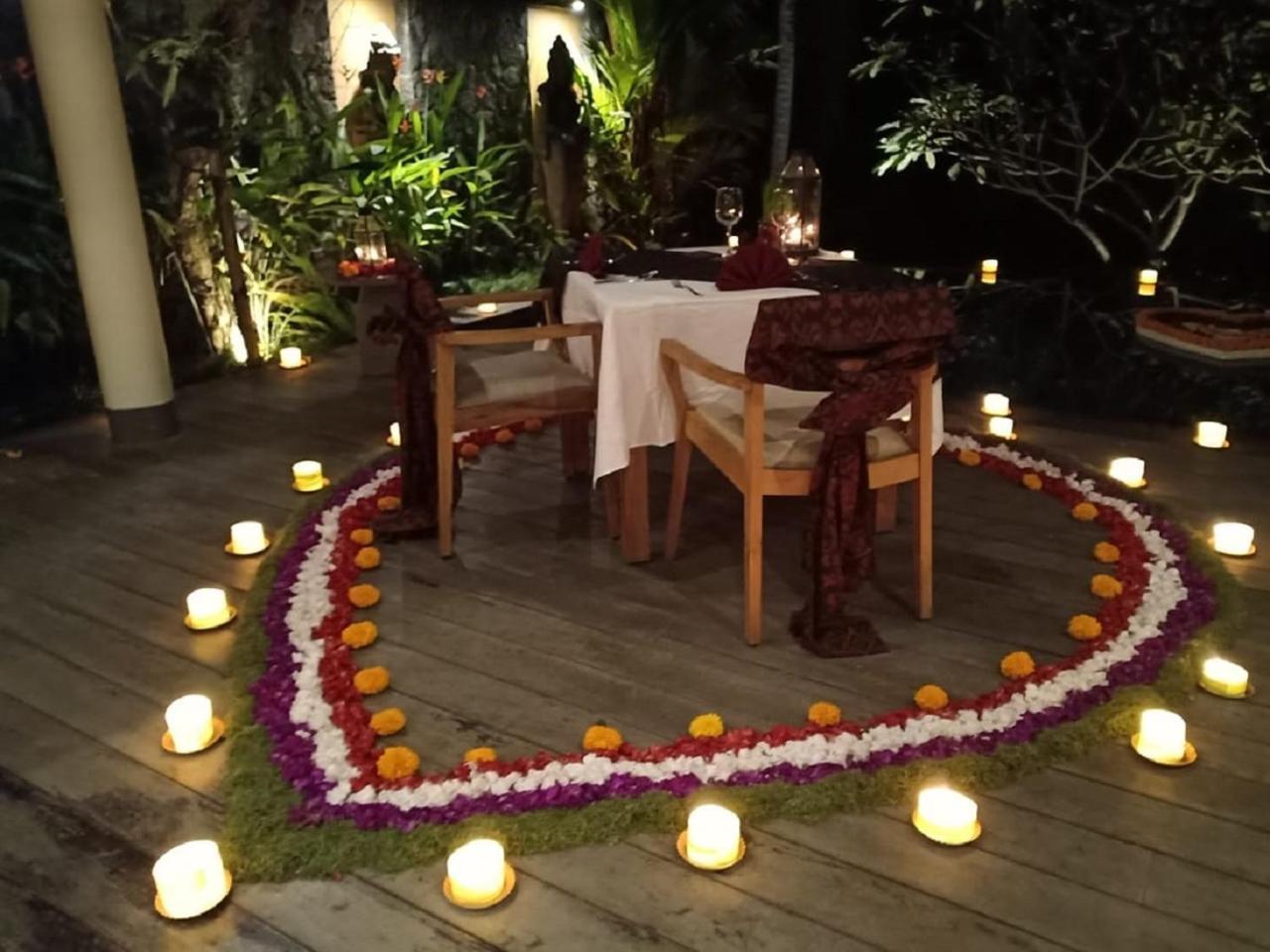D'Legon Luxury Villas Ubud Extérieur photo